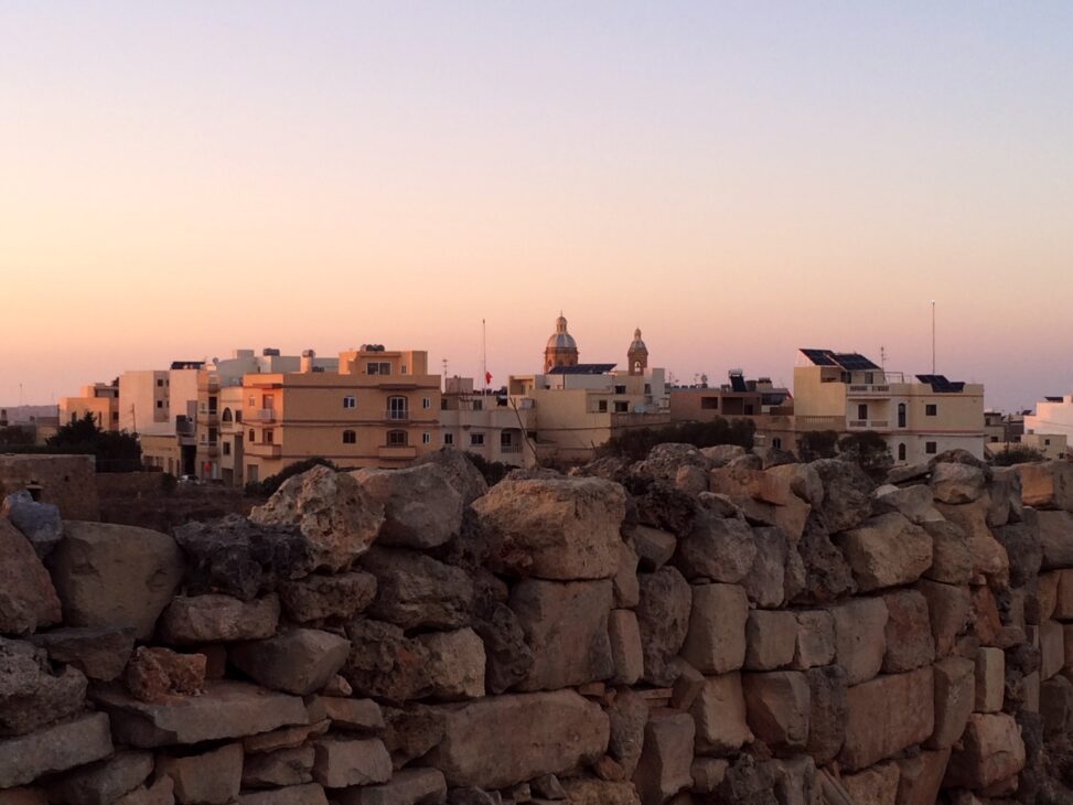 Dingli Cliff